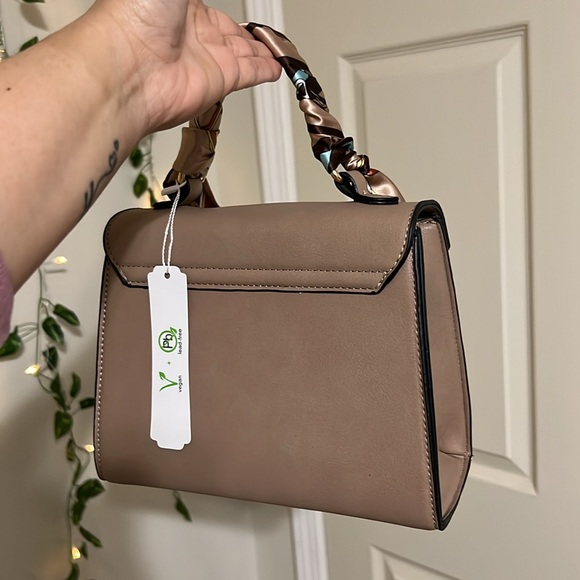 Mini Bag Toupe 🌺 - Picture 3 of 7